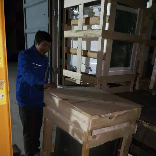 11月28日两台90kw的<a href='http://www.jsxdn.cn/dianre' target='_blank'><u>电加热蒸汽发生器</u></a>发往济南 11月28日两台90kw的<a href='http://www.jsxdn.cn/dianre' target='_blank'><u>电加热蒸汽发生器</u></a>发往济南