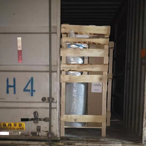 12月20日一台48kw<a href='http://www.jsxdn.cn/dianre' target='_blank'><u>电加热蒸汽发生器</u></a>和净水装置发往徐州