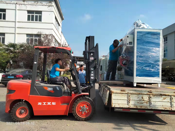 4台200kg蒸汽发生器发往江阴和镇江